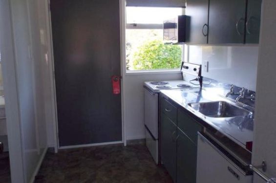 Studio - kitchen