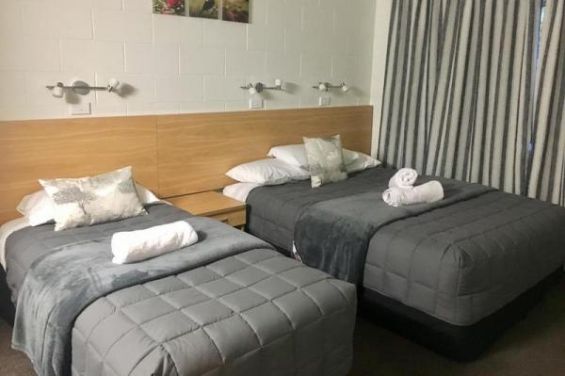 One-Bedroom (Sleeps 4)