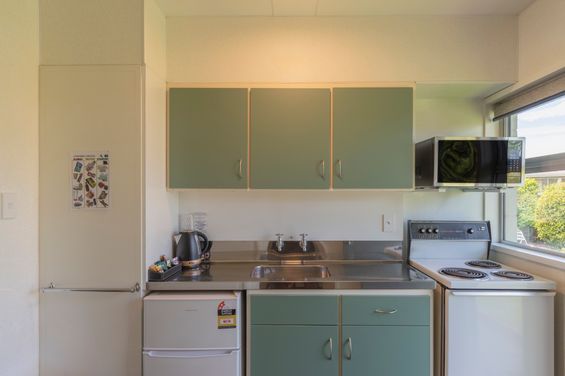 Deluxe%20and%20kitchens%209%207%206%20cords%20removed%20 27